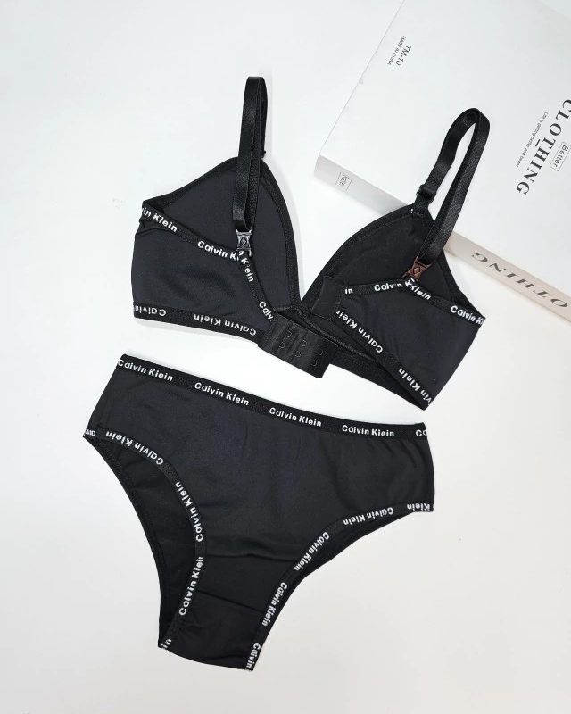 Conjunto Juvenil Calvin Klein